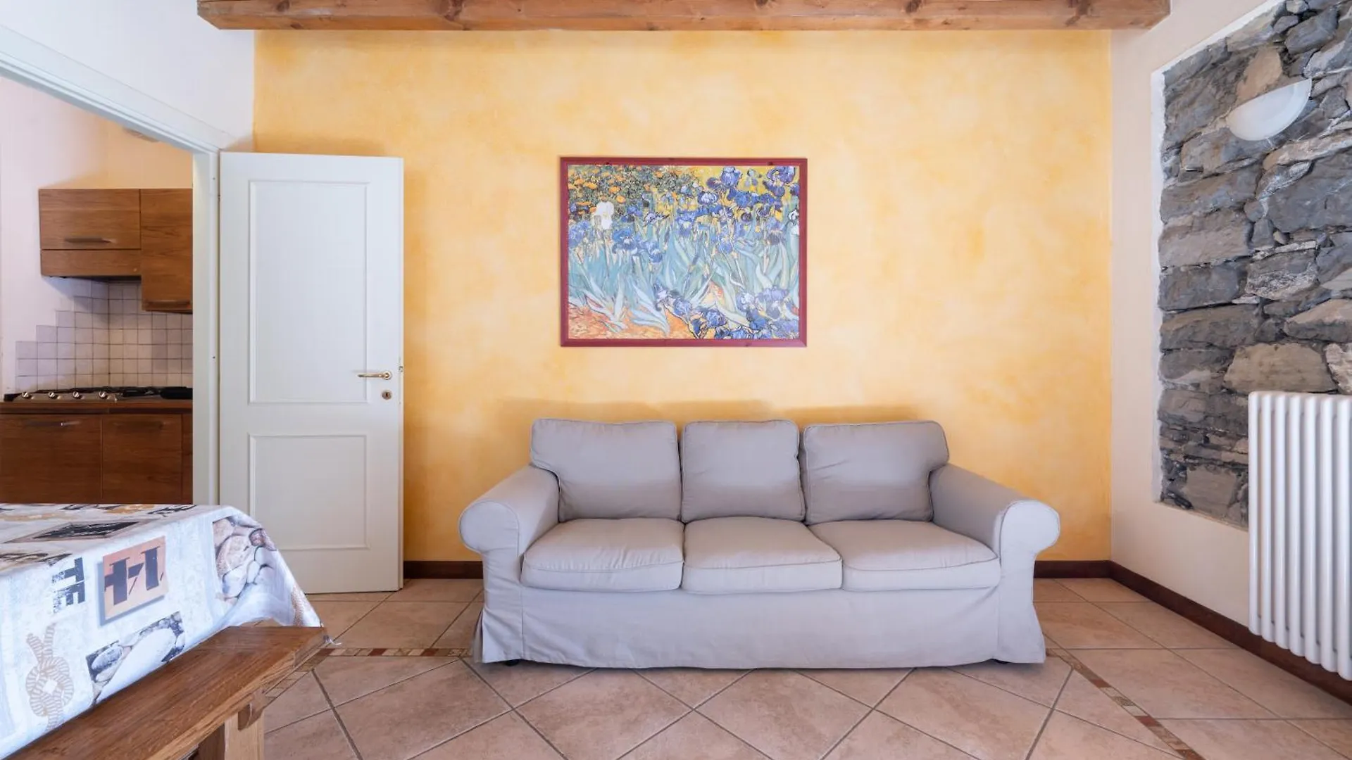 Carate Urio Lake View Private Covered Parking And Terrace איטליה